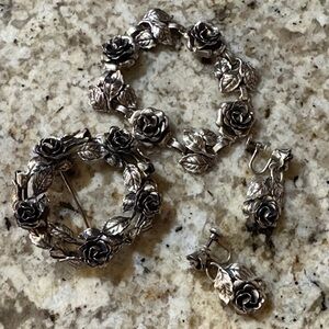 Floral Silver Jewelry Set